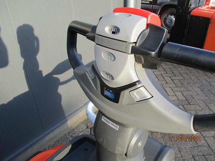 Refurbished 2018 TOYOTA LPE 200