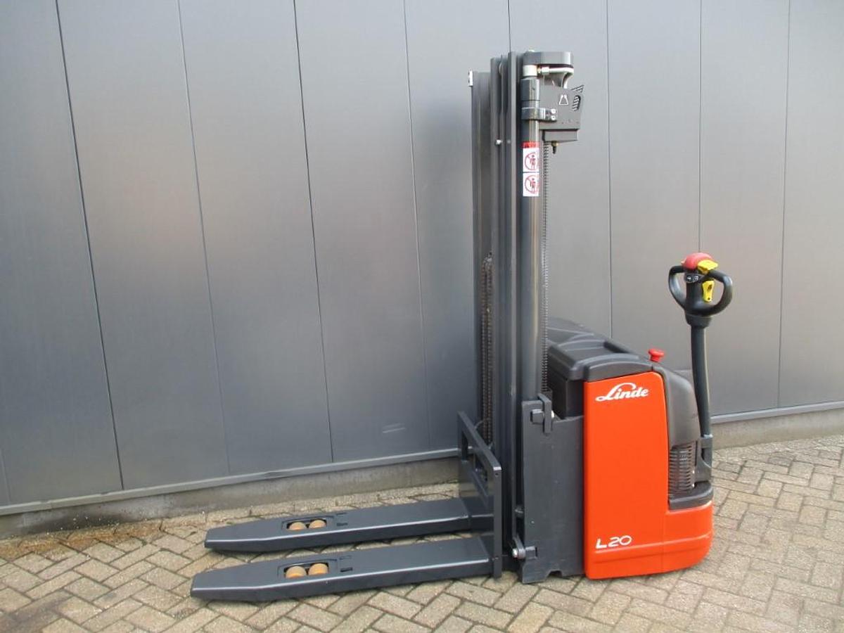 Refurbished 2013 Linde L 20i