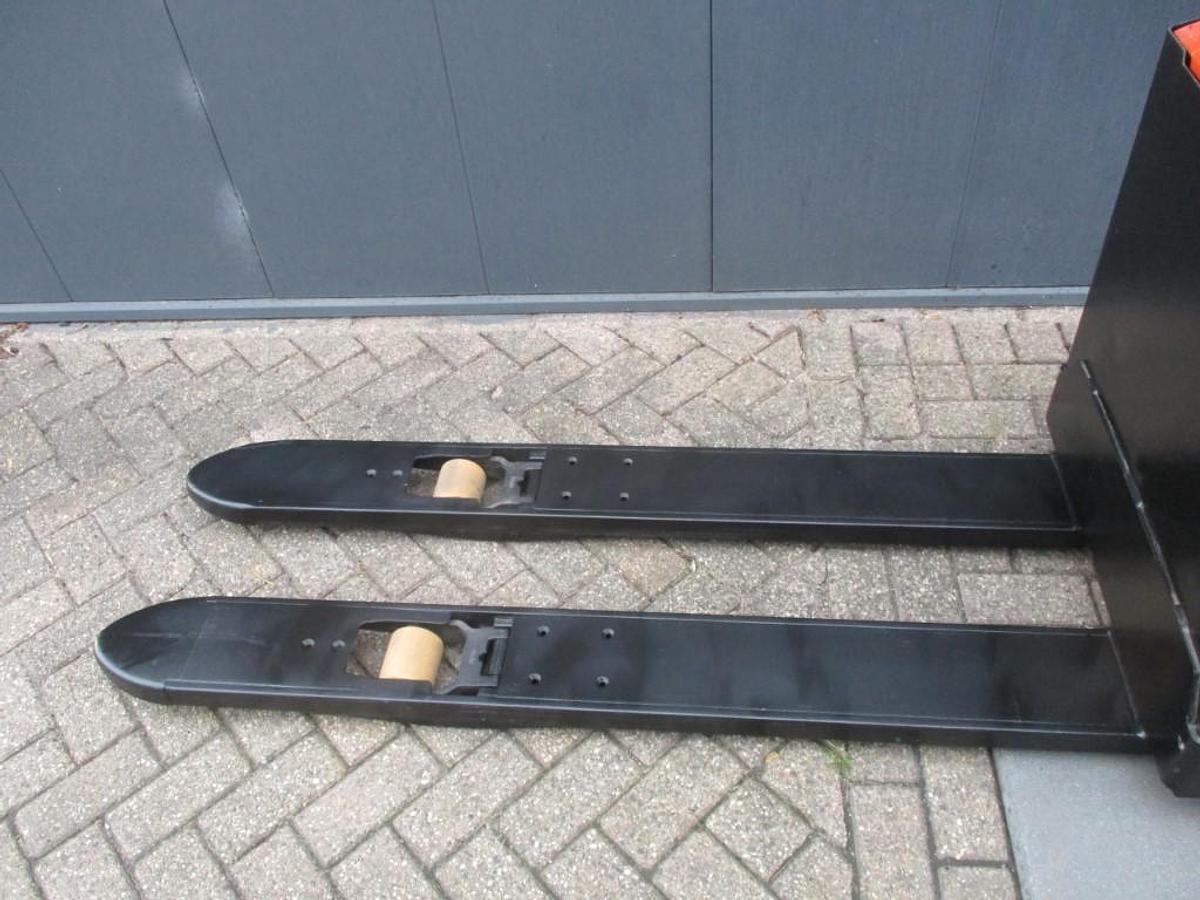 Refurbished 2011 BT LWE 180 - 1360