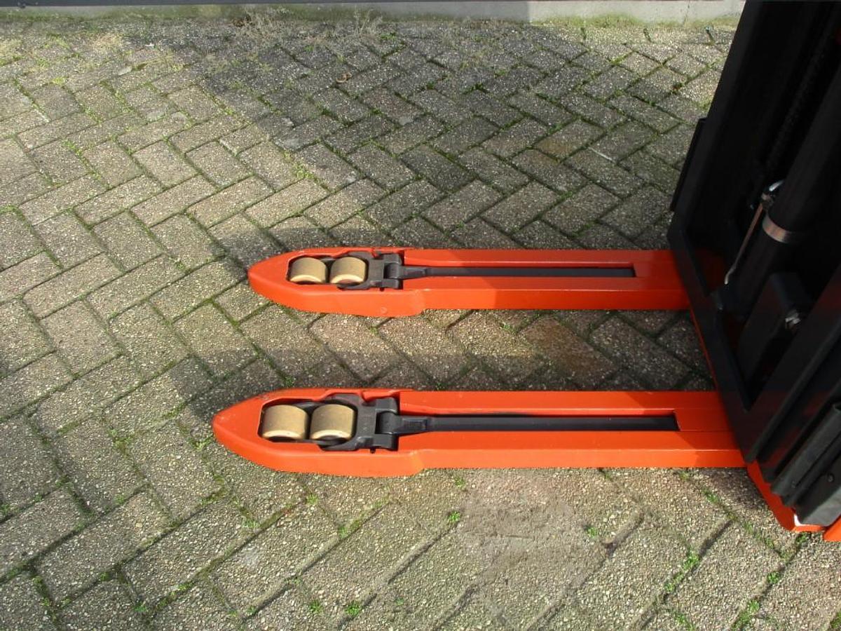 Refurbished 2017 Linde L16i triplex - 3867