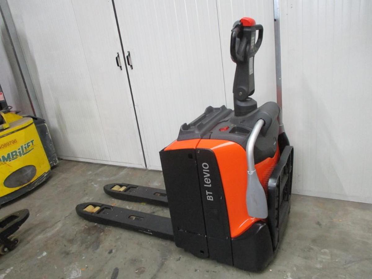 Refurbished 2015 TOYOTA BT LPE200 - 675