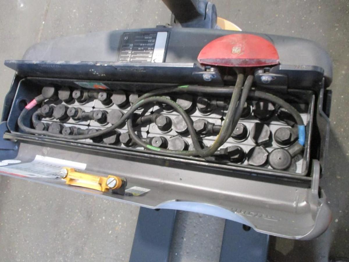 Refurbished 2015 Crown WP3015 - 26