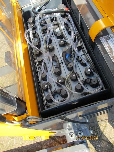 Refurbished 2011 Jungheinrich EJC B14