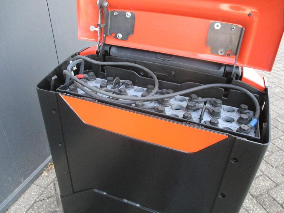 Refurbished 2015 BT LPE200 - 1972