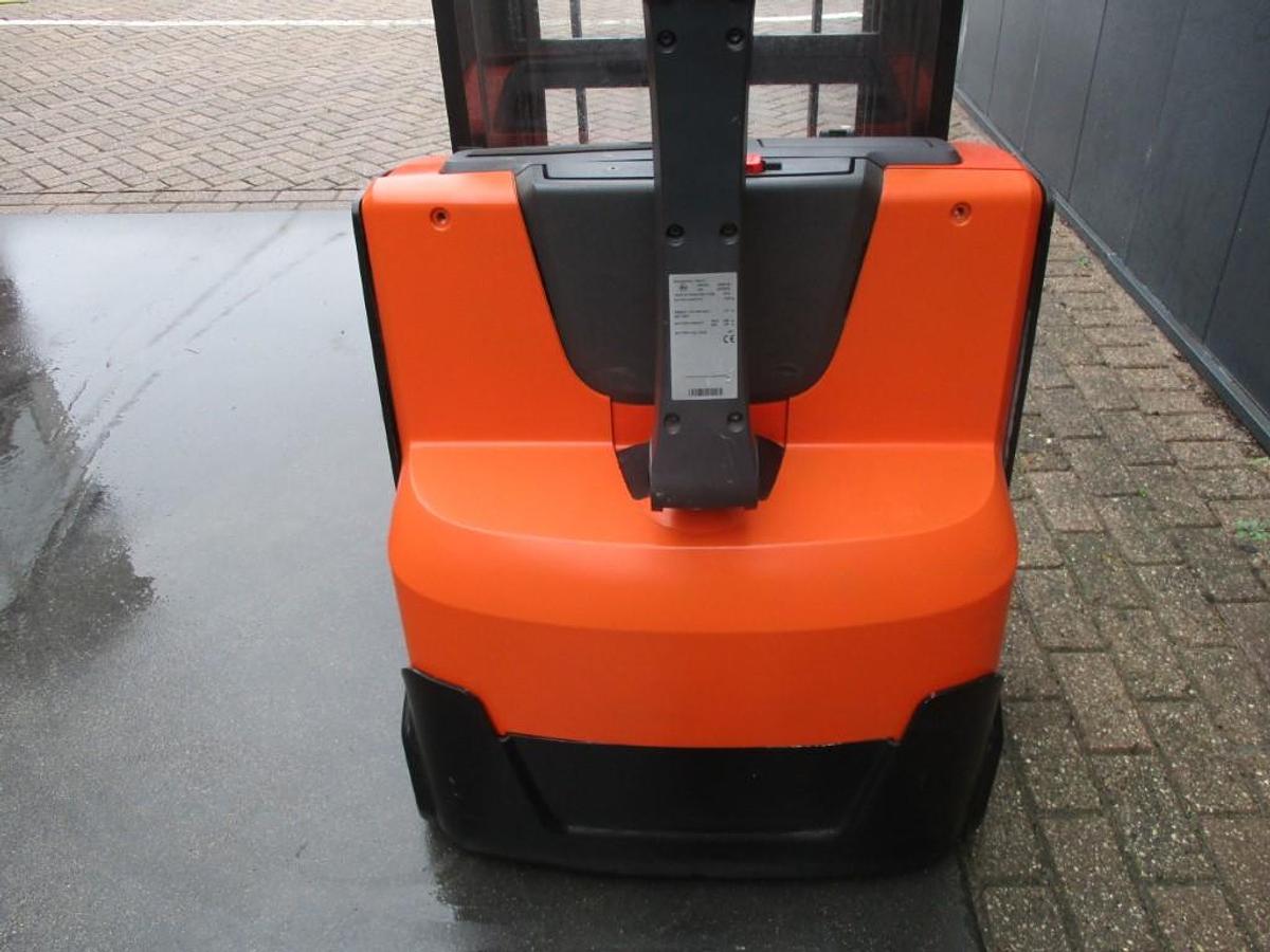 Refurbished 2012 TOYOTA BT SWE120 - 842