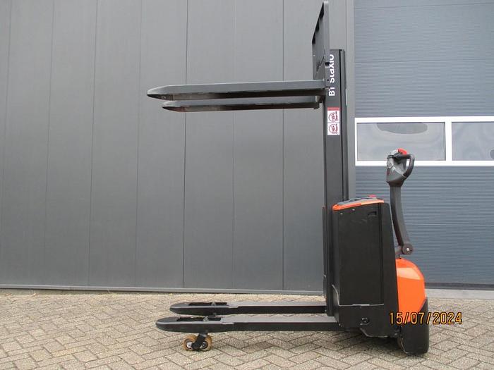 Refurbished 2018 TOYOTA SWE 080L