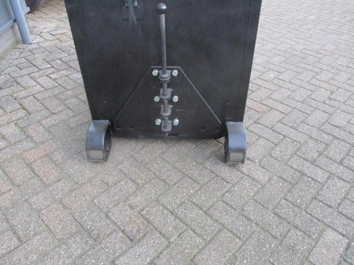 Refurbished 2018 TOYOTA TSE300 Tracto