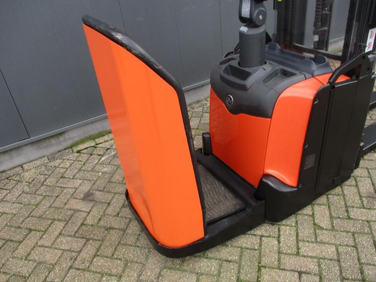 Refurbished 2016 TOYOTA SPE120 triplex - 2414