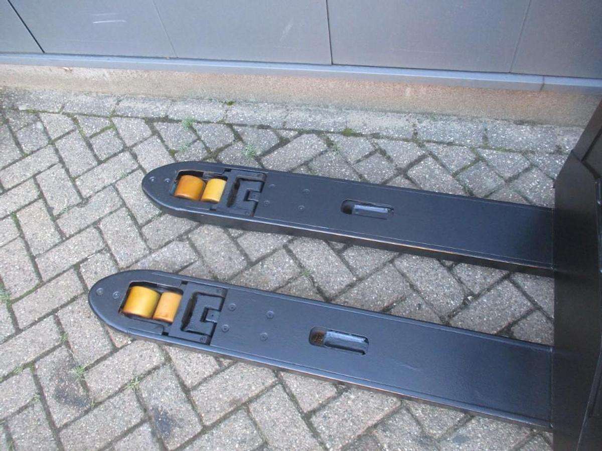 Refurbished 2021 BT LPE 200