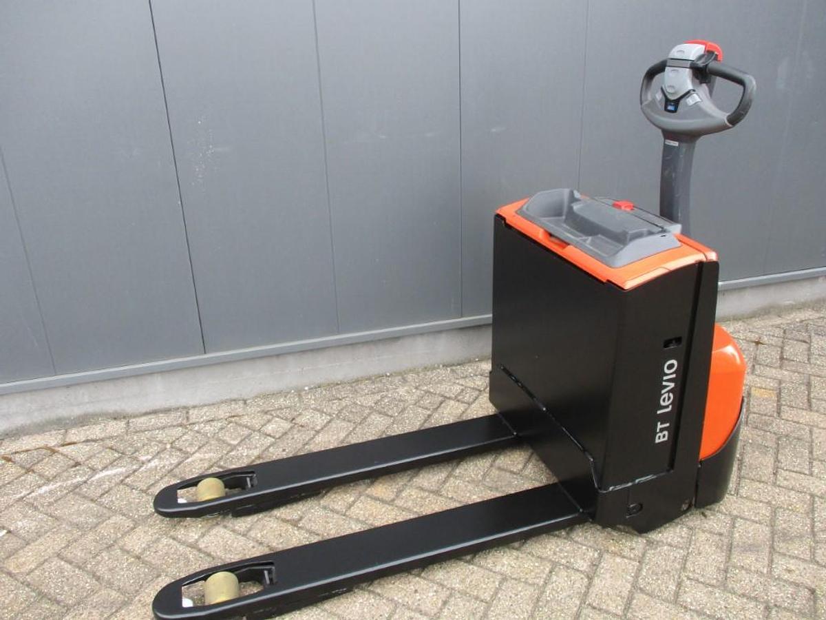 Refurbished 2022 TOYOTA LWE160 - 518