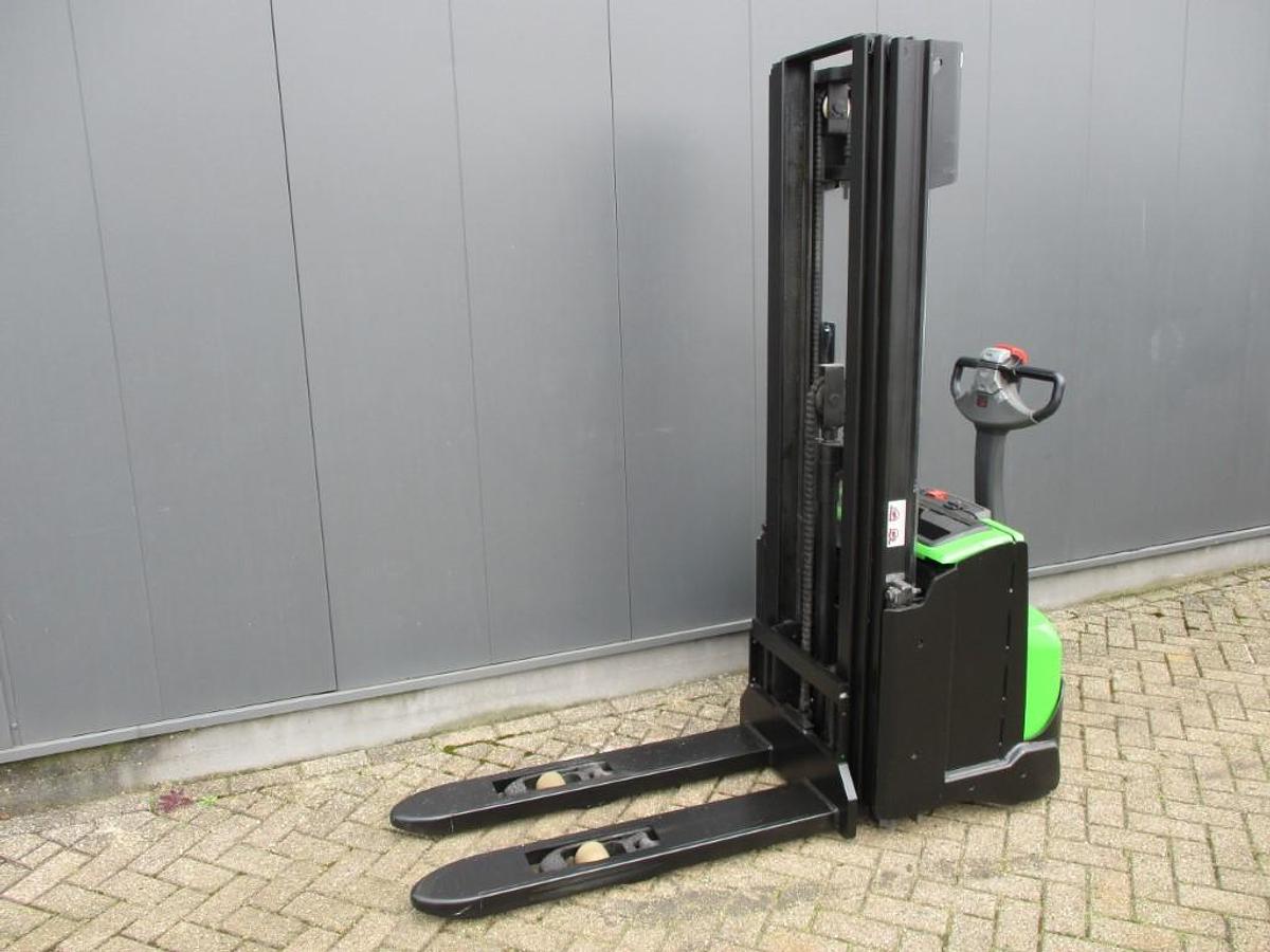 Refurbished 2013 CESAB S212L - 924