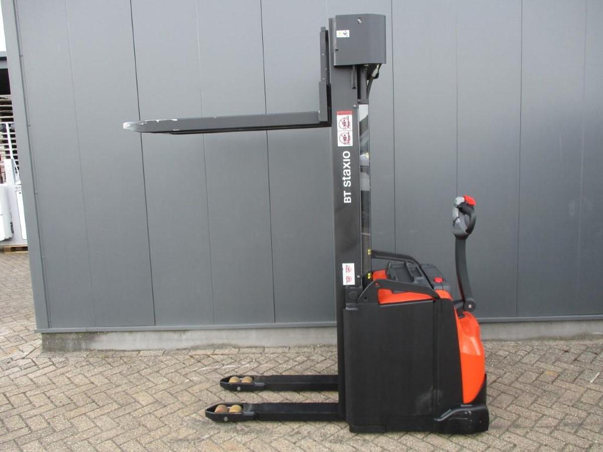 Refurbished 2018 TOYOTA SWE160 triplex - 2229