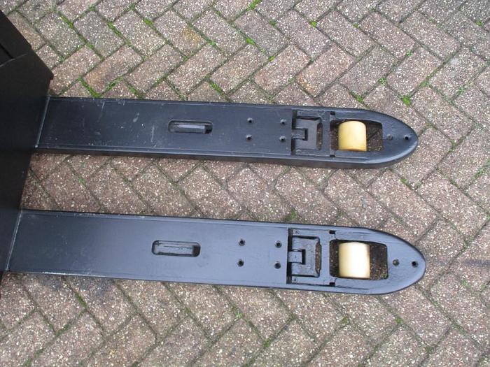 Refurbished 2015 BT LPE 220 - 2151