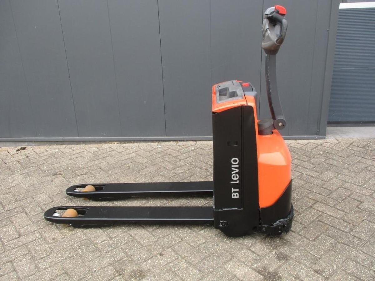 Refurbished 2018 TOYOTA LWE140 - 833