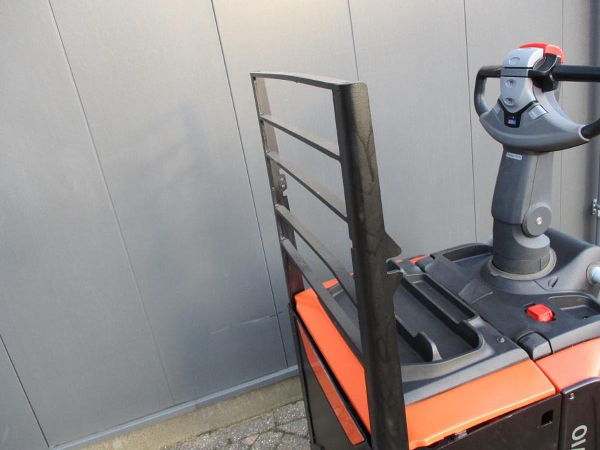 Refurbished 2018 TOYOTA LPE250 - 2464