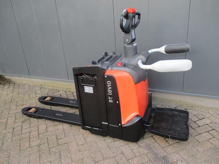 Refurbished 2018 TOYOTA LPE 200 - 2309