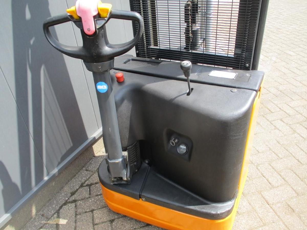 Refurbished 2007 STILL EGV 12-OM