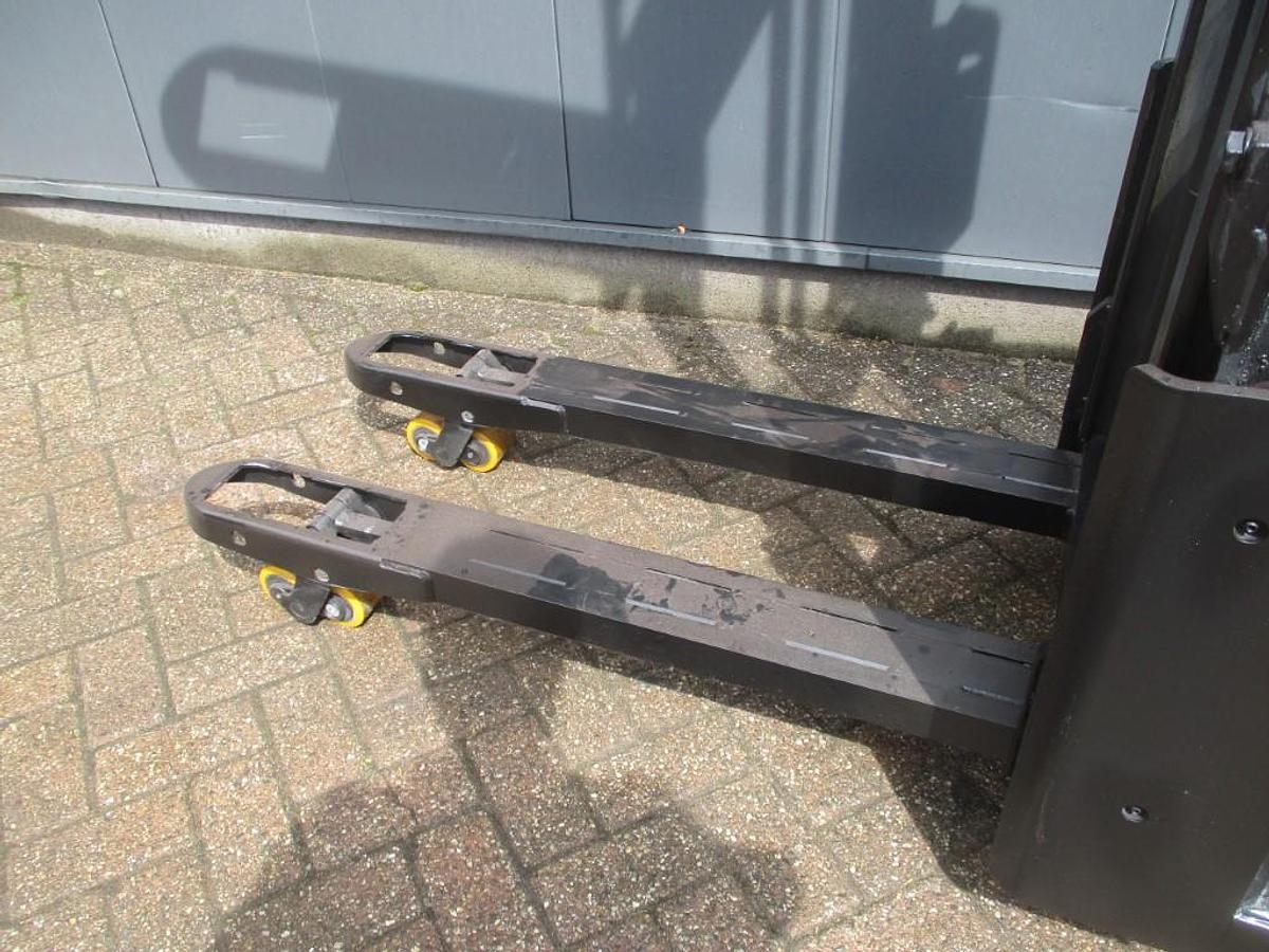 Refurbished 2014 BT SWE 200D - 1404