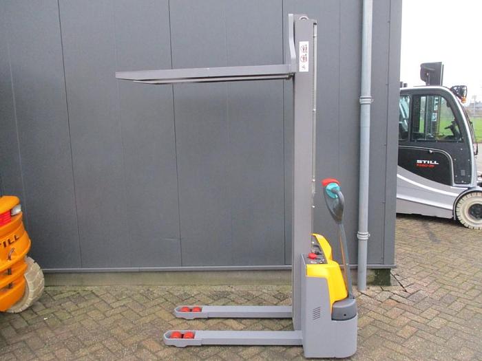 Refurbished 2017 Jungheinrich EJC M10