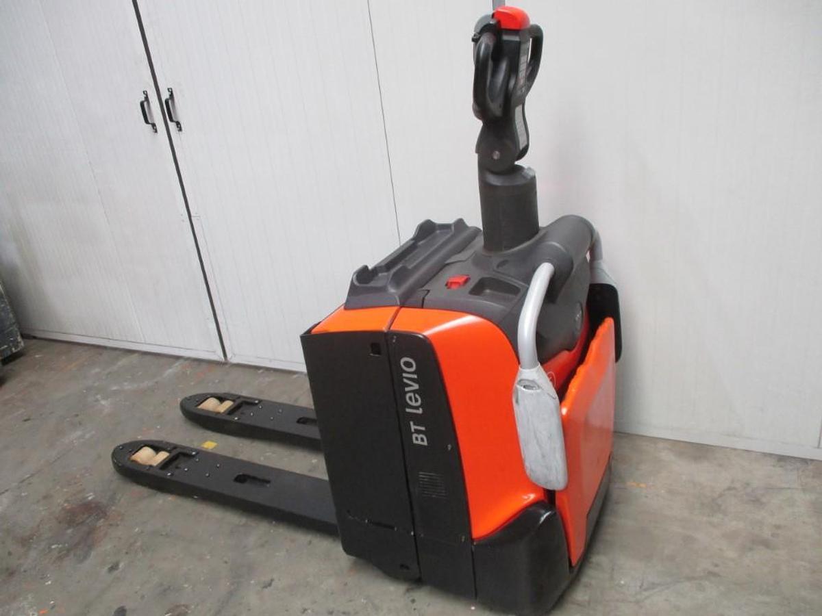 Refurbished 2016 TOYOTA BT LPE200 - 2247