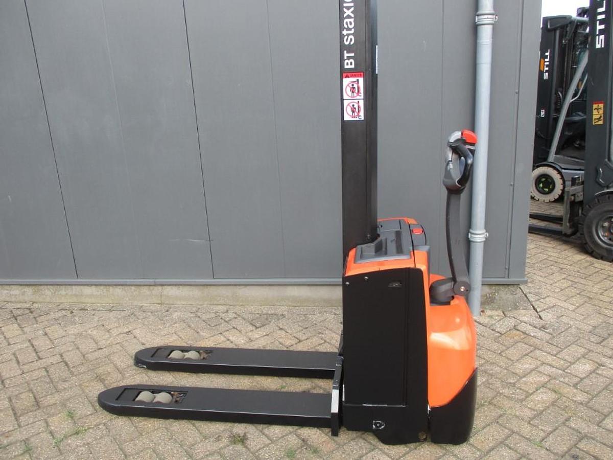 Refurbished 2015 TOYOTA BT SWE 080L - 1101