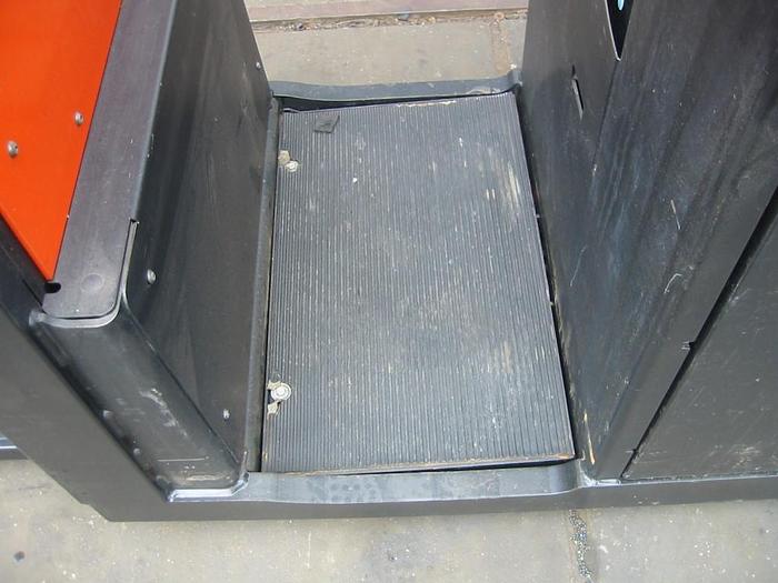 Gerenoveerd 2007 BT OSE250 - 1810