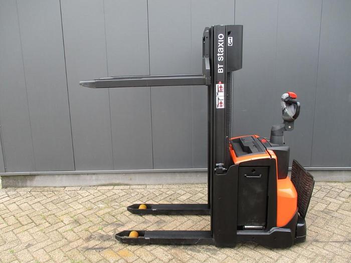 Refurbished 2017 TOYOTA SWE 120 - 1379