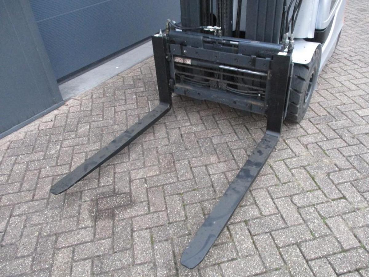 Refurbished 2010 STILL RX 60-25