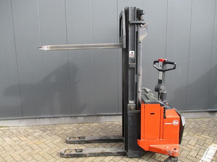 Refurbished 2000 BT LSV 1250 - 1810