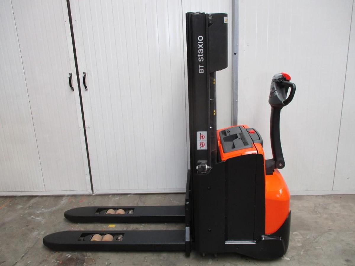 Refurbished 2015 TOYOTA BT SWE 120L - 1437