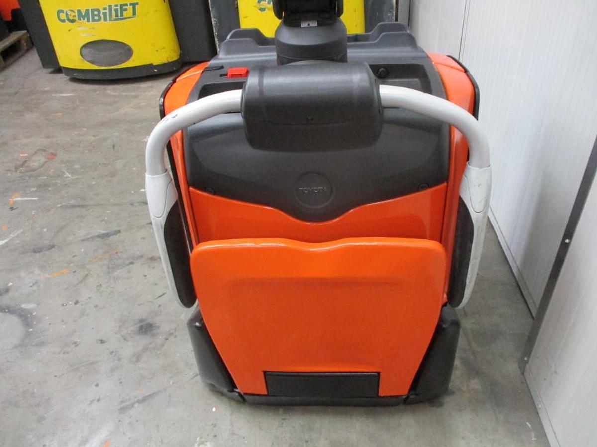 Refurbished 2017 BT LPE220 - 2326