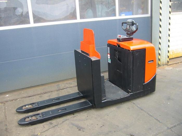 Gerenoveerd 2007 BT OSE250 - 1810