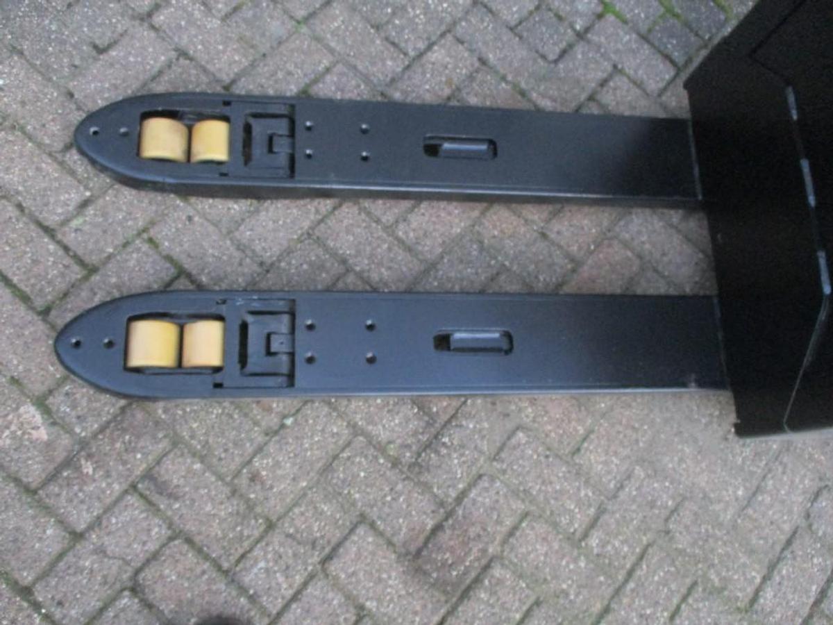 Refurbished 2018 TOYOTA LPE200 - 1750