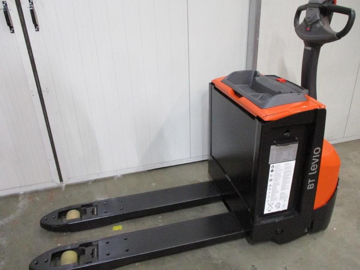 Refurbished 2021 TOYOTA LWE200 - 578
