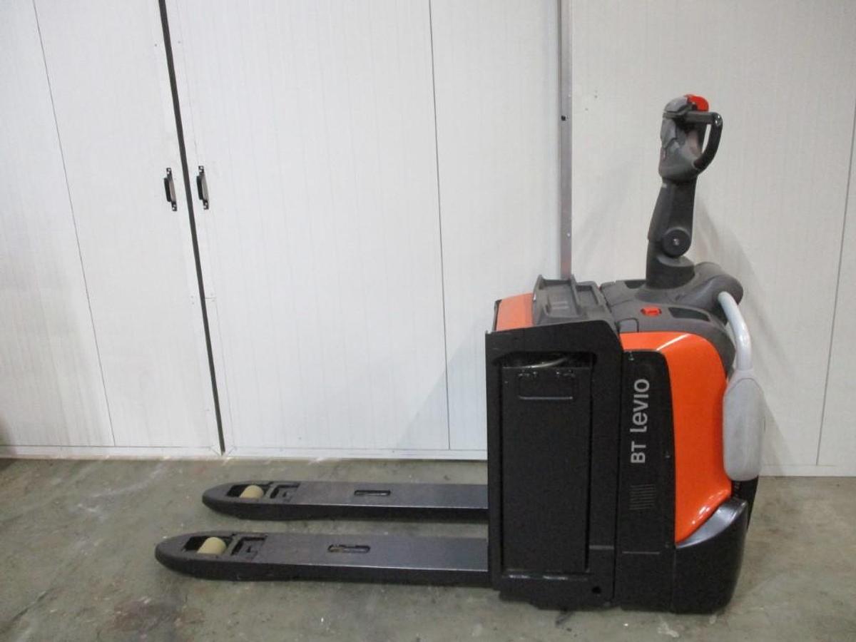 Refurbished 2019 TOYOTA LPE200 - 2146