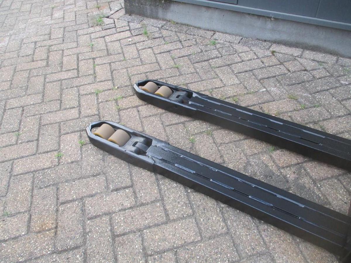 Refurbished 2017 BT SWE 140L triplex - 2554