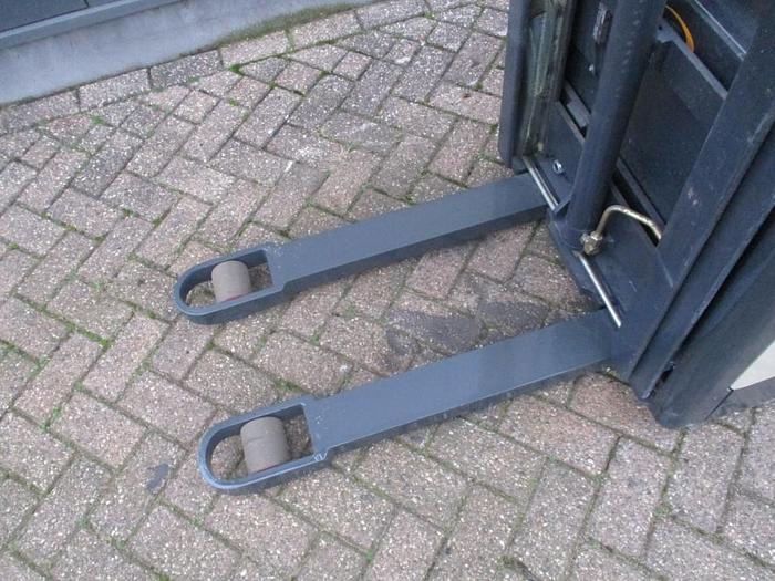 Refurbished 2010 Crown WF 3000-1.0 TL