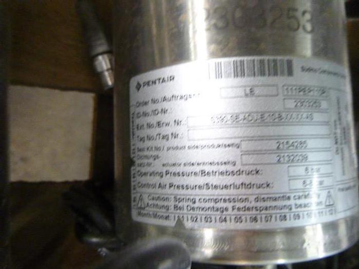 Used Pentair LE, VM, & Aseptic 1"/3 Way Dual Body Valves