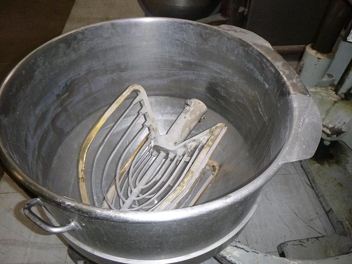 Used AMF Glen 340Q Vertical Planetary Mixer; Md#74-36