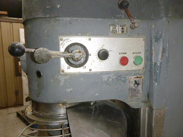 Used Hobart Planetary Mixer with SS Bowl & Guard; Md#V-1401