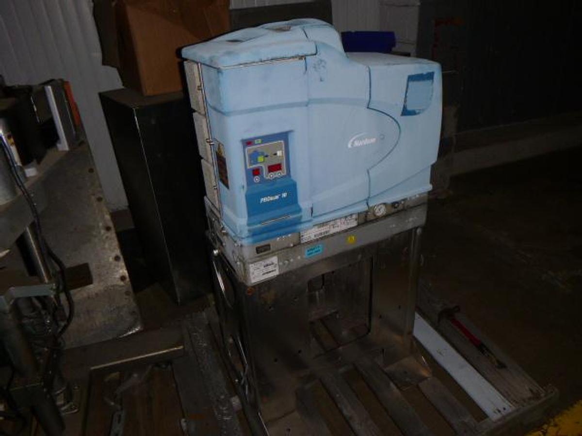 Used SWF Automatic Tray Former; Md#SF600N