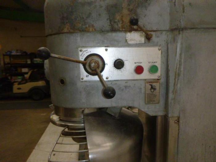 Used Hobart Planetary Mixer with SS Bowl & Guard; Md#V-1401