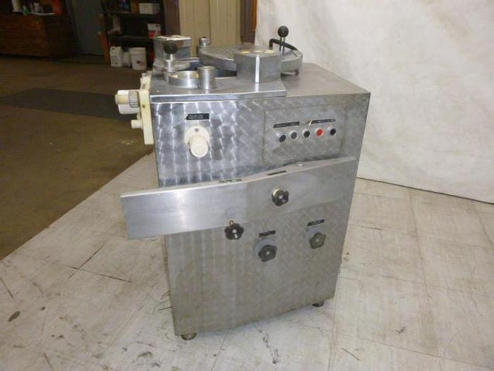 Used Frey Stuffer; Type 40/8 Kompakta