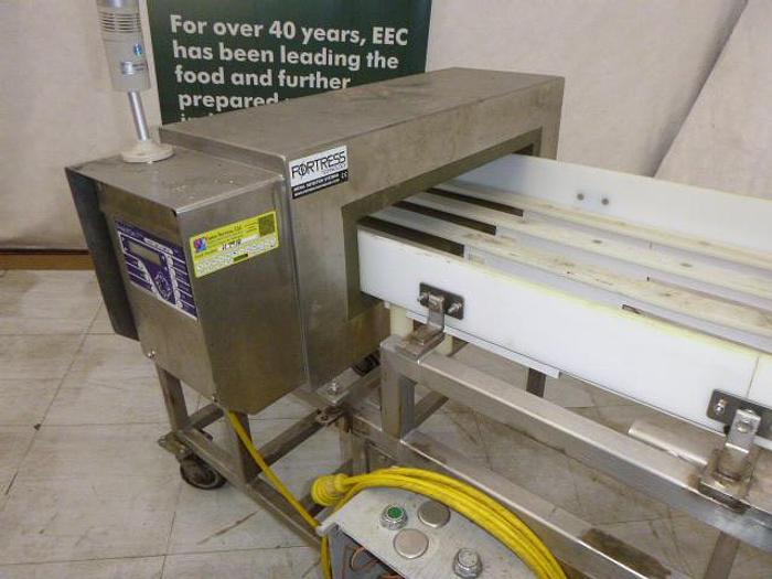 Used Fortress Phantom Metal Detector; 21" x 4" Aperture