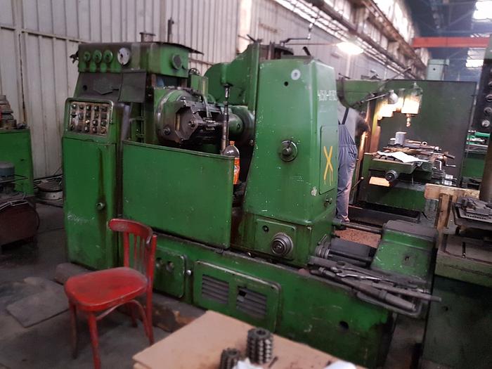 Cugir FD500 Gear Hobbing Machine