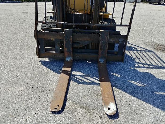 Used Clark C500-Y100 9,175 Lb 139" Fork Height Forklift - 16660