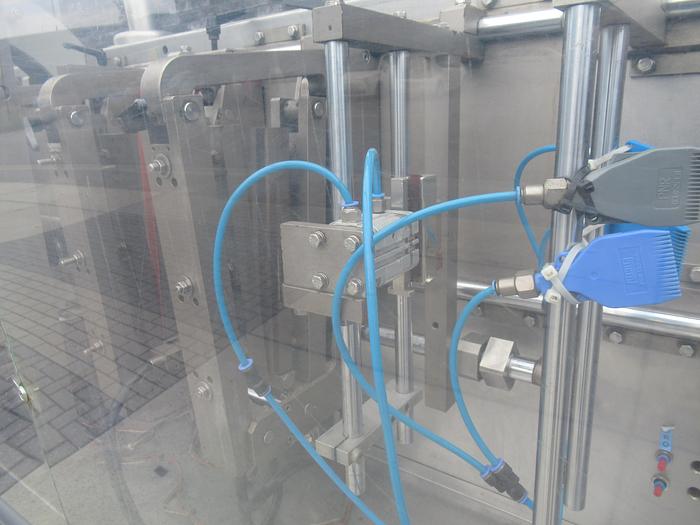 Gebruikt 2003 Mespack H-210 D