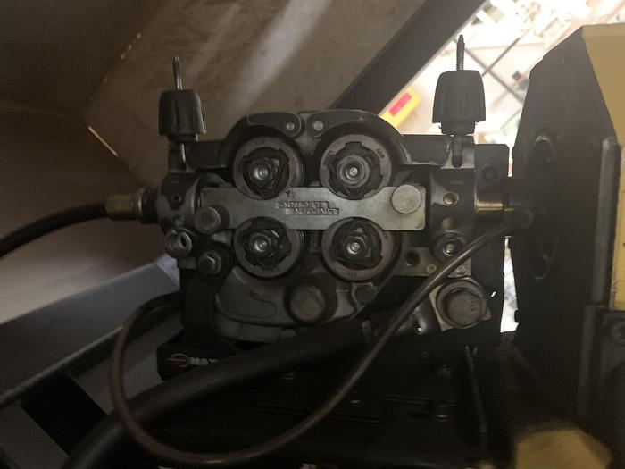 Used LINCOLN ELECTRIC SYSTEM 20 MIG WELDING CELL WITH FANUC ARCMATE 100IC ROBOT AND R30iB CONTROLLER