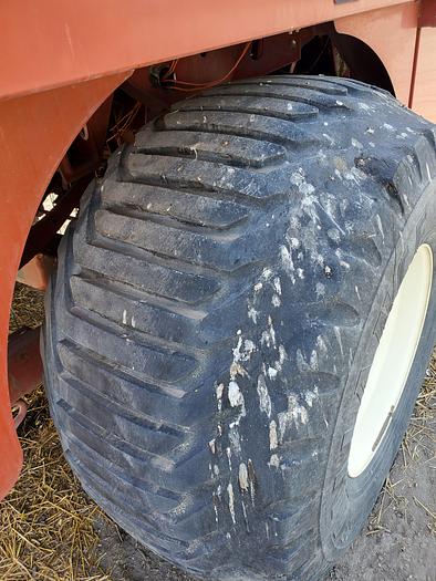 Used Hesston 4790 Baler w/ Accumulator