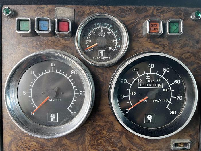 Used 05 Kenworth W900 5598